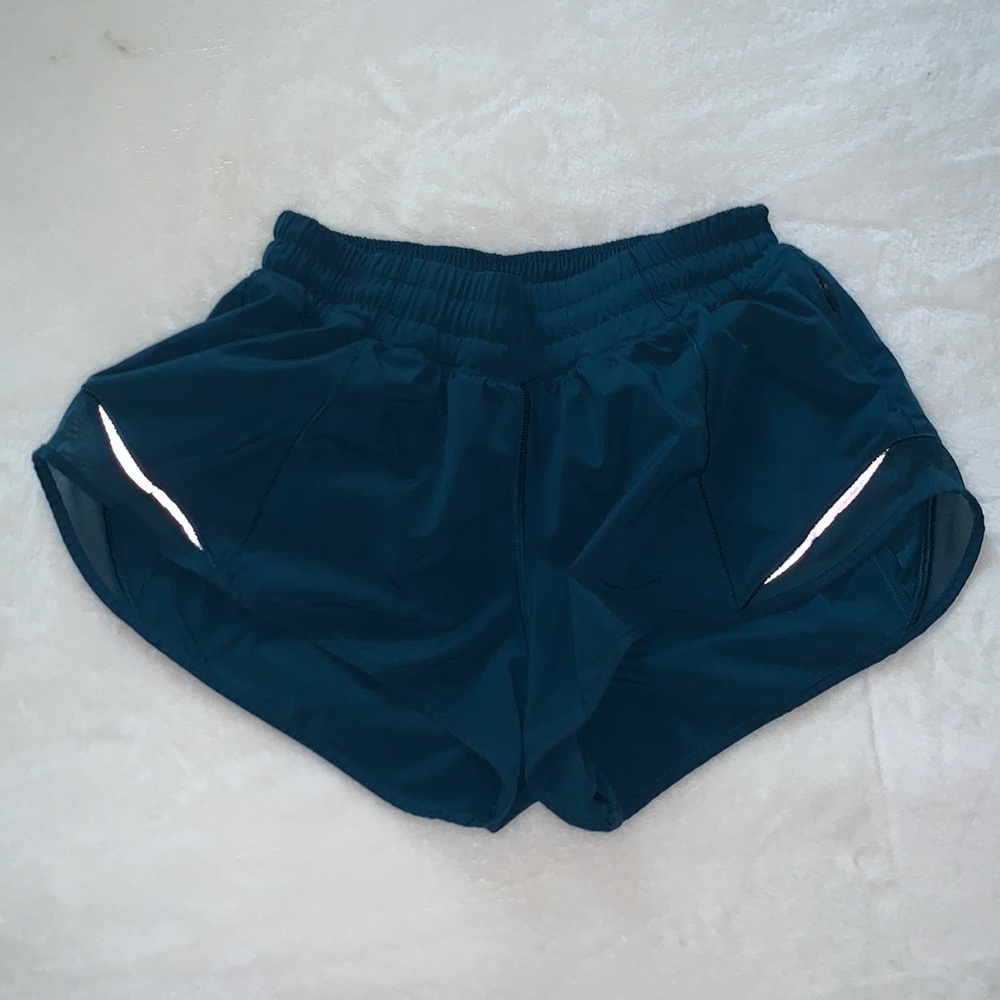 Lululemon hotty totty shorts